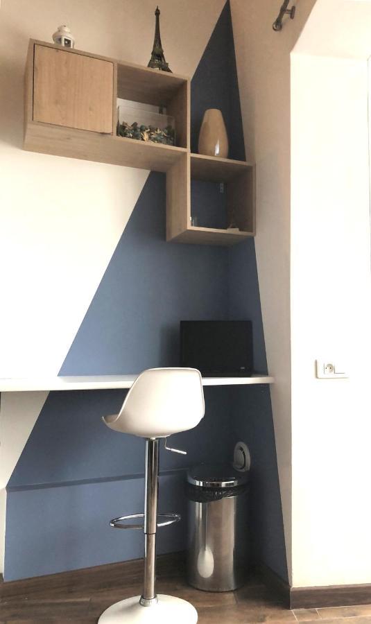 Loft 5 Places With View On Eiffel Tower Париж Екстериор снимка