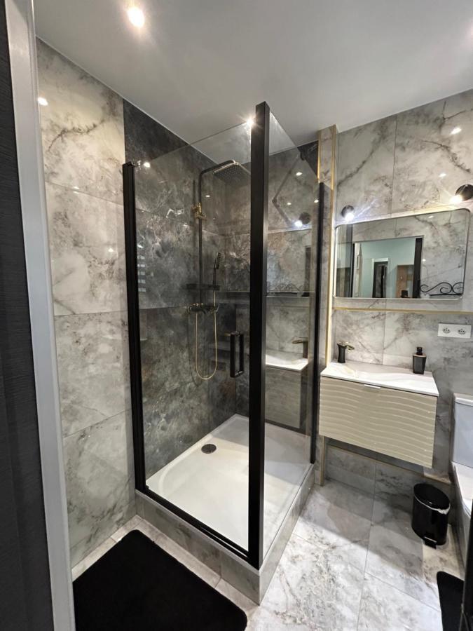 Loft 5 Places With View On Eiffel Tower Париж Екстериор снимка